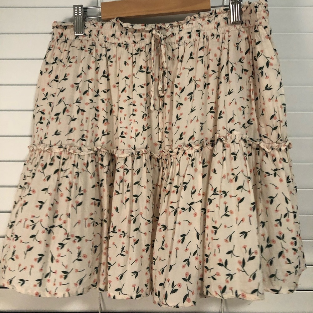PRINCESS POLLY: floral mini skirt